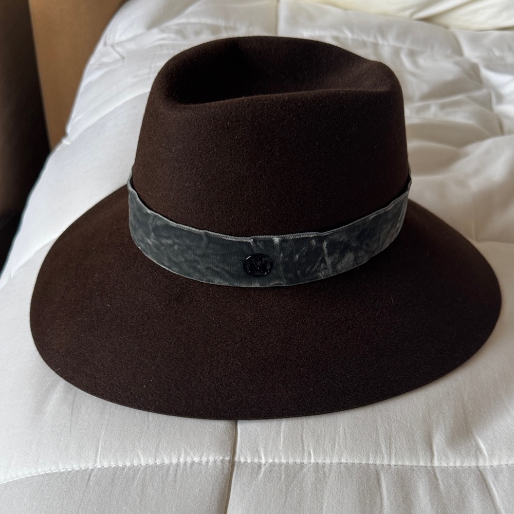 Maison Michel élégant  Brown Fedora Kate Hat